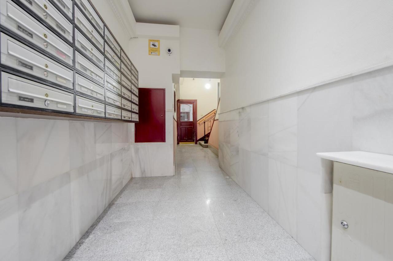 Nuevo Apt De 7 Pax En El Corazon De Malasana Madrid Exterior foto