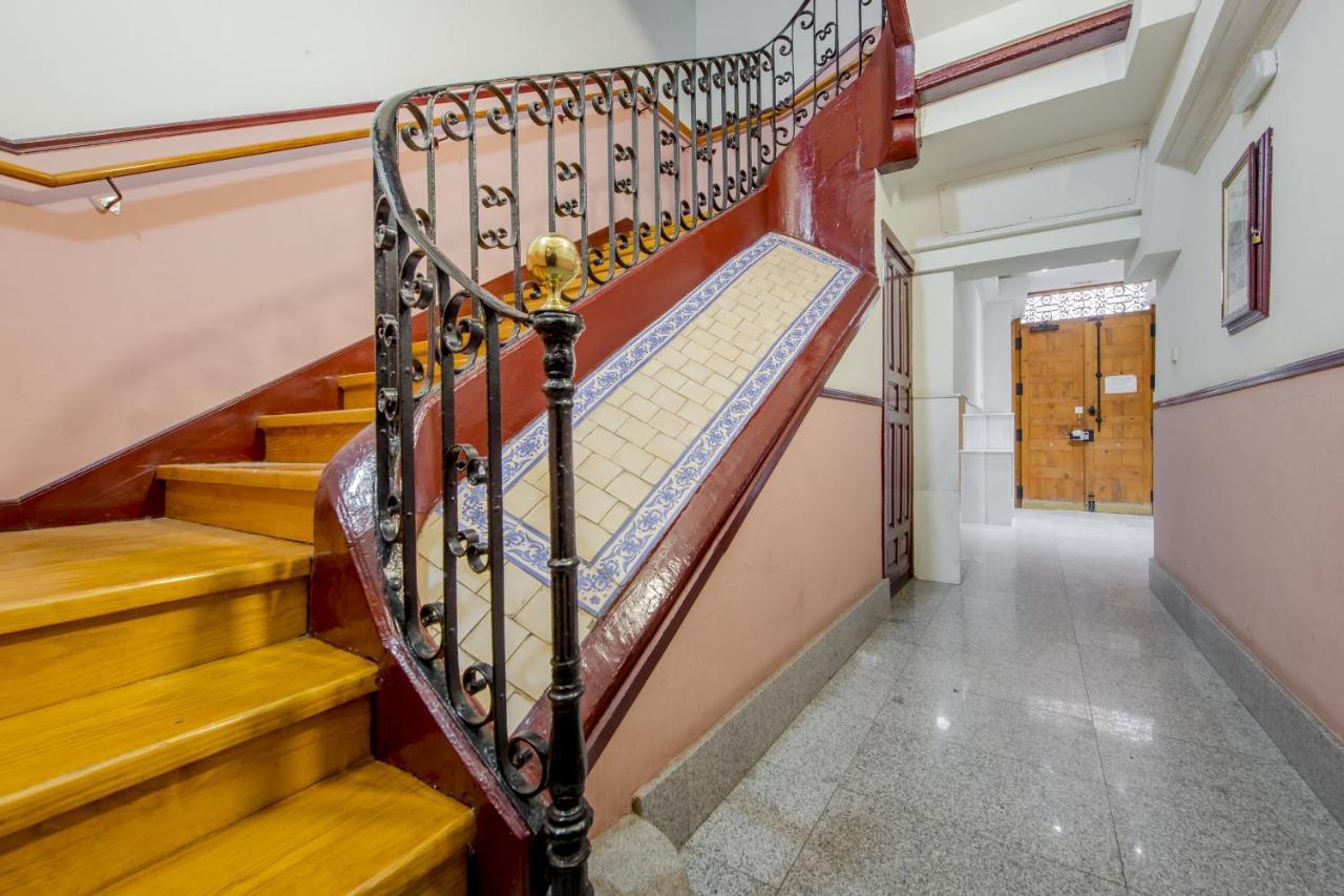Nuevo Apt De 7 Pax En El Corazon De Malasana Madrid Exterior foto
